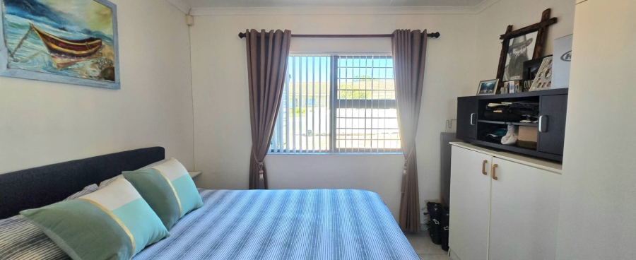 4 Bedroom Property for Sale in Kleinbaai Western Cape